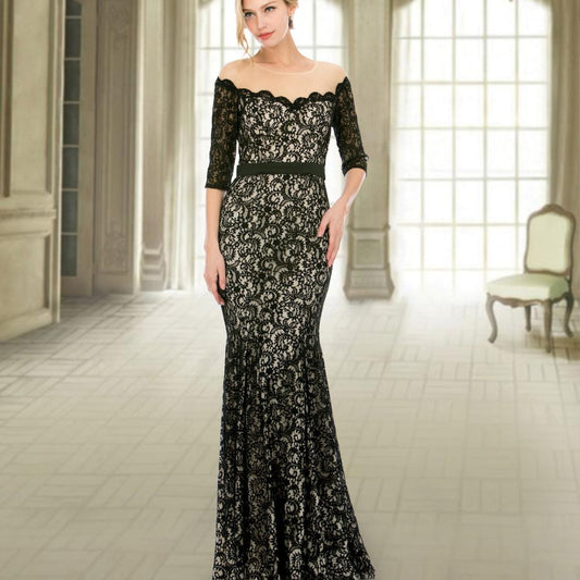 A beautiful gown, off-shoulder, reveals noble air.