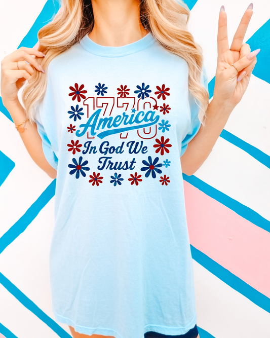 1770 America In God We Trust Comfort Colors Tee – Vintage Floral Patriotic Shirt