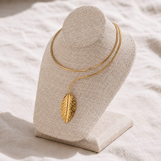 Leaf Pendant Wrap Brass Choker Necklace | Zizi