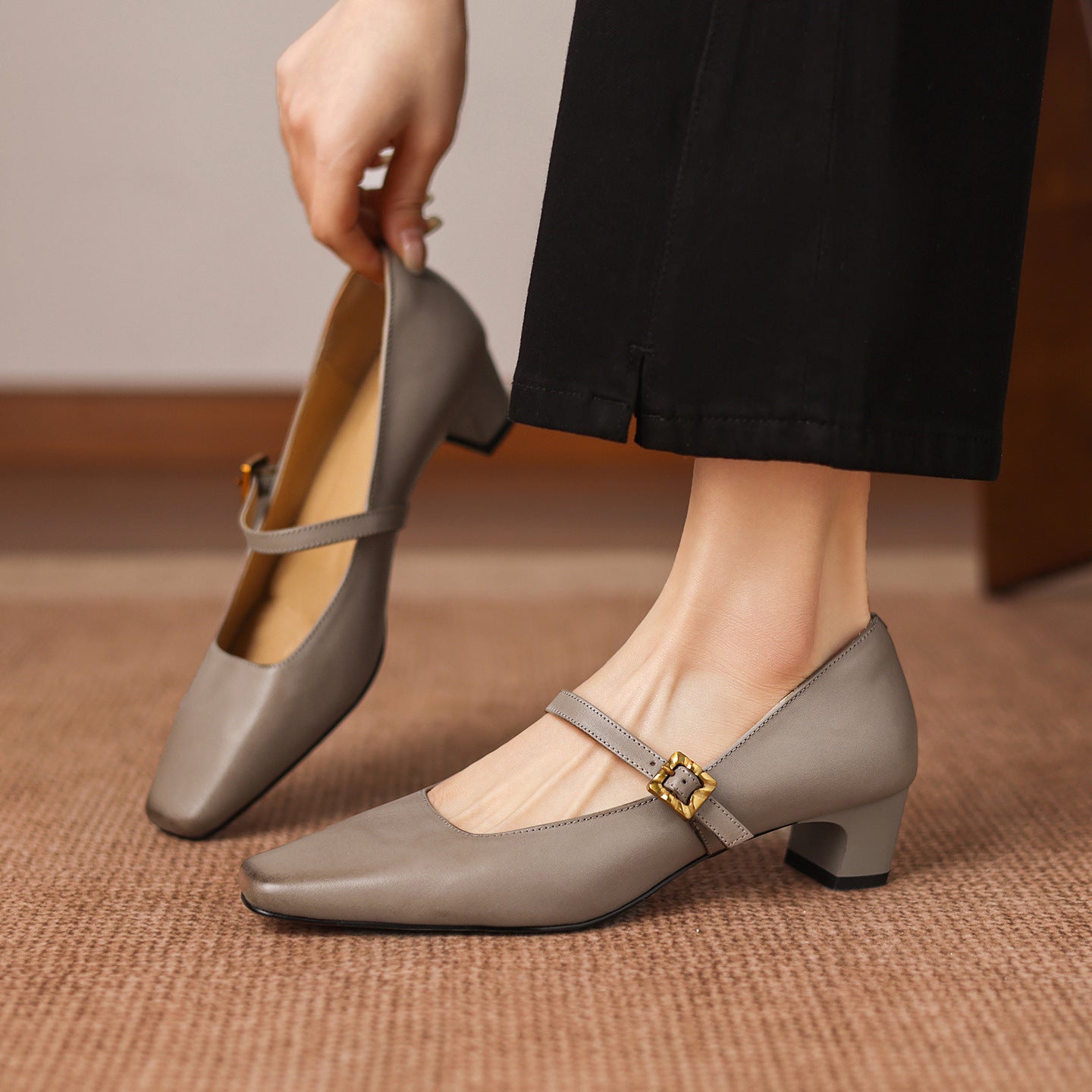 Mid-Heel Pumps - Full-Grain Leather Women's Classic Slip-On Court Shoes
