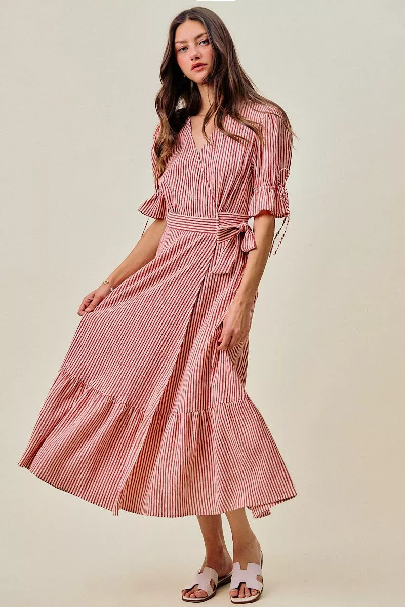 SO ME Stripe Textured Short Sleeves Lined Wrap Midi Dres