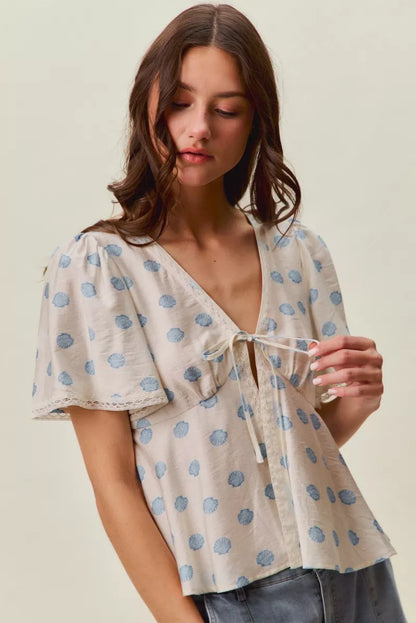 SO ME Shell Print Tie Front Flutter Sleeves Blouse Top