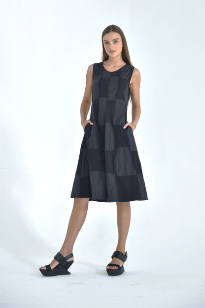 Sleeveless Chessboard dress
