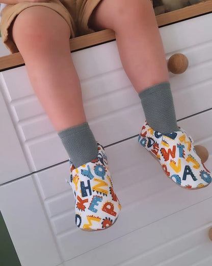 Ella Bonna Baby Moccasins, Slippers, Alfabet