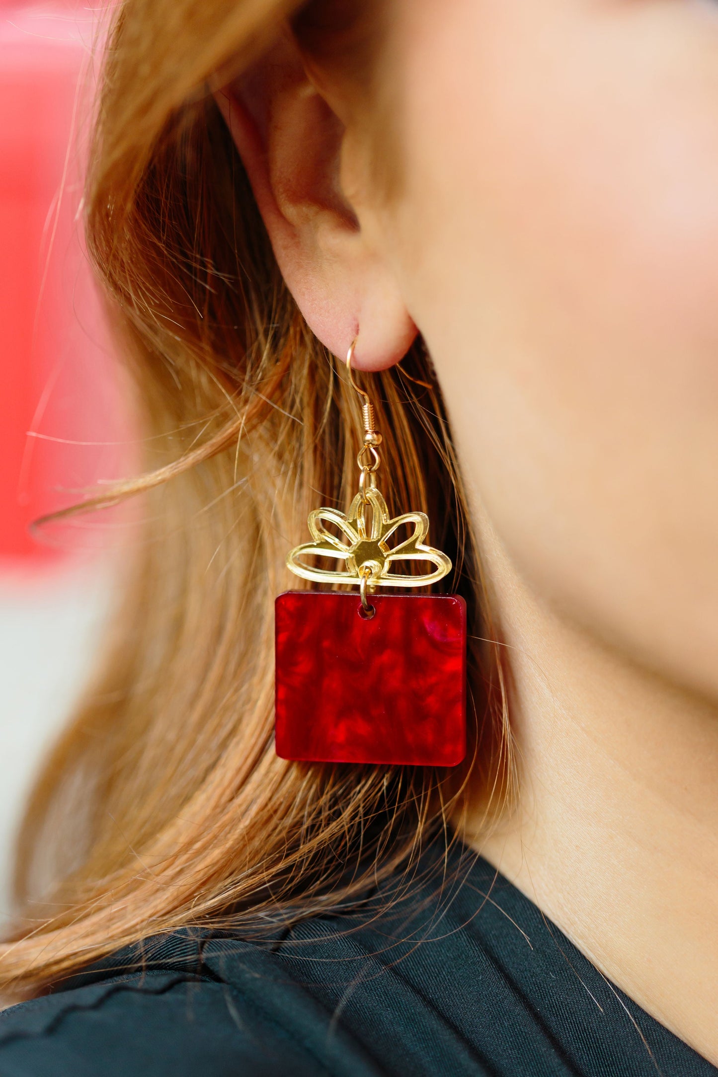 Red marble presents