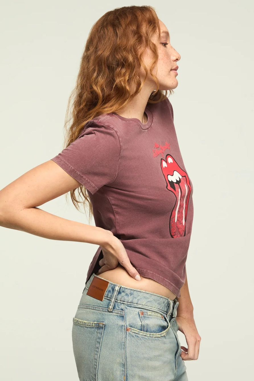 [163156-600] WOMENS LUCKY BRAND ROLLING STONES LACE LIPS CLASSIC CREW