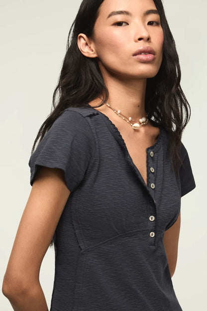 [167405-410] WOMENS LUCKY BRAND CROCHET TRIM SHORT SLEEVE HENLEY - INDIA INK