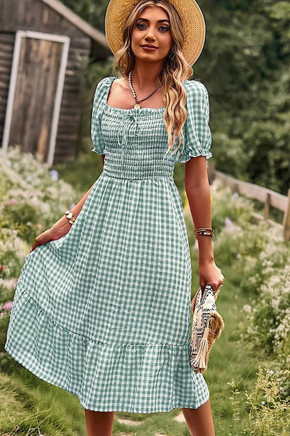 Miss Sparkling Gingham puff sleeve midi dress