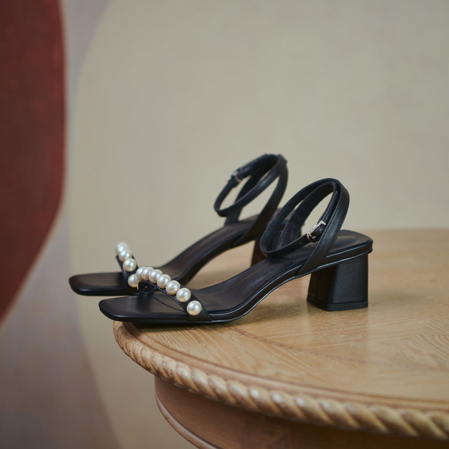 Fairy Style Pearl Women's Sandals with Thick Square Heel