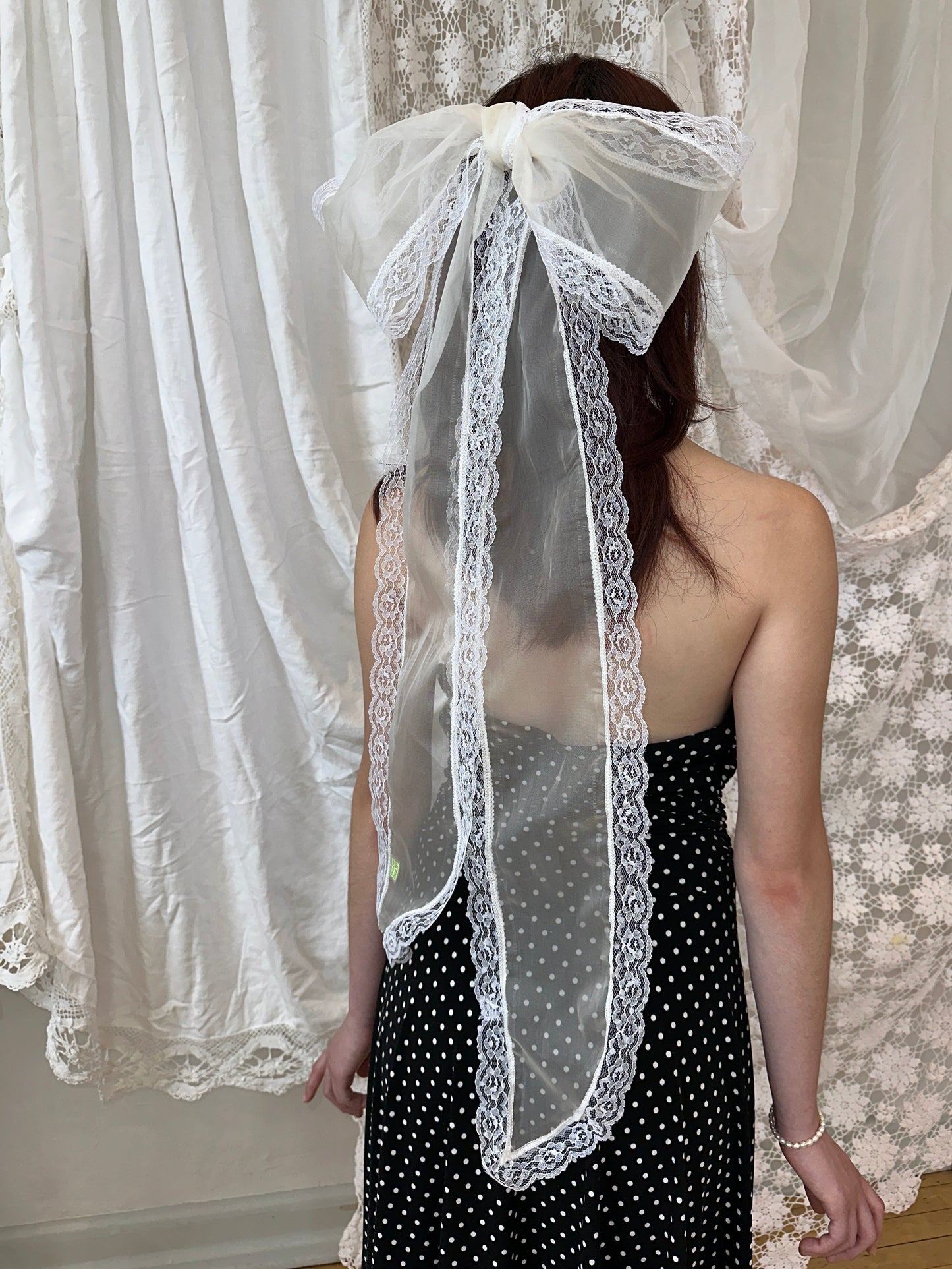 Lacy Giant Ribbon