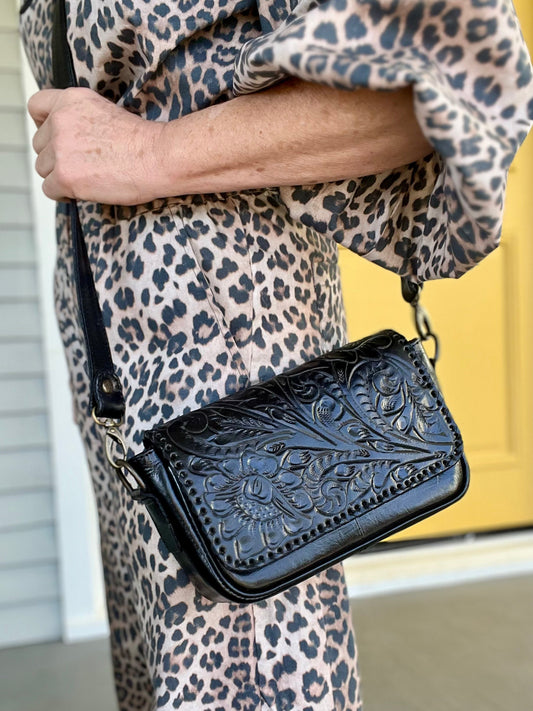 The Suzy| Handcrafted Leather Crossbody Bag