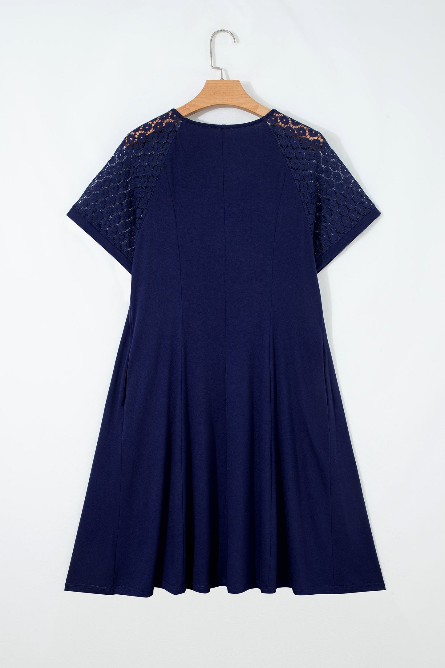 Plus Size Solid Lace Short Sleeve Pleated Dress