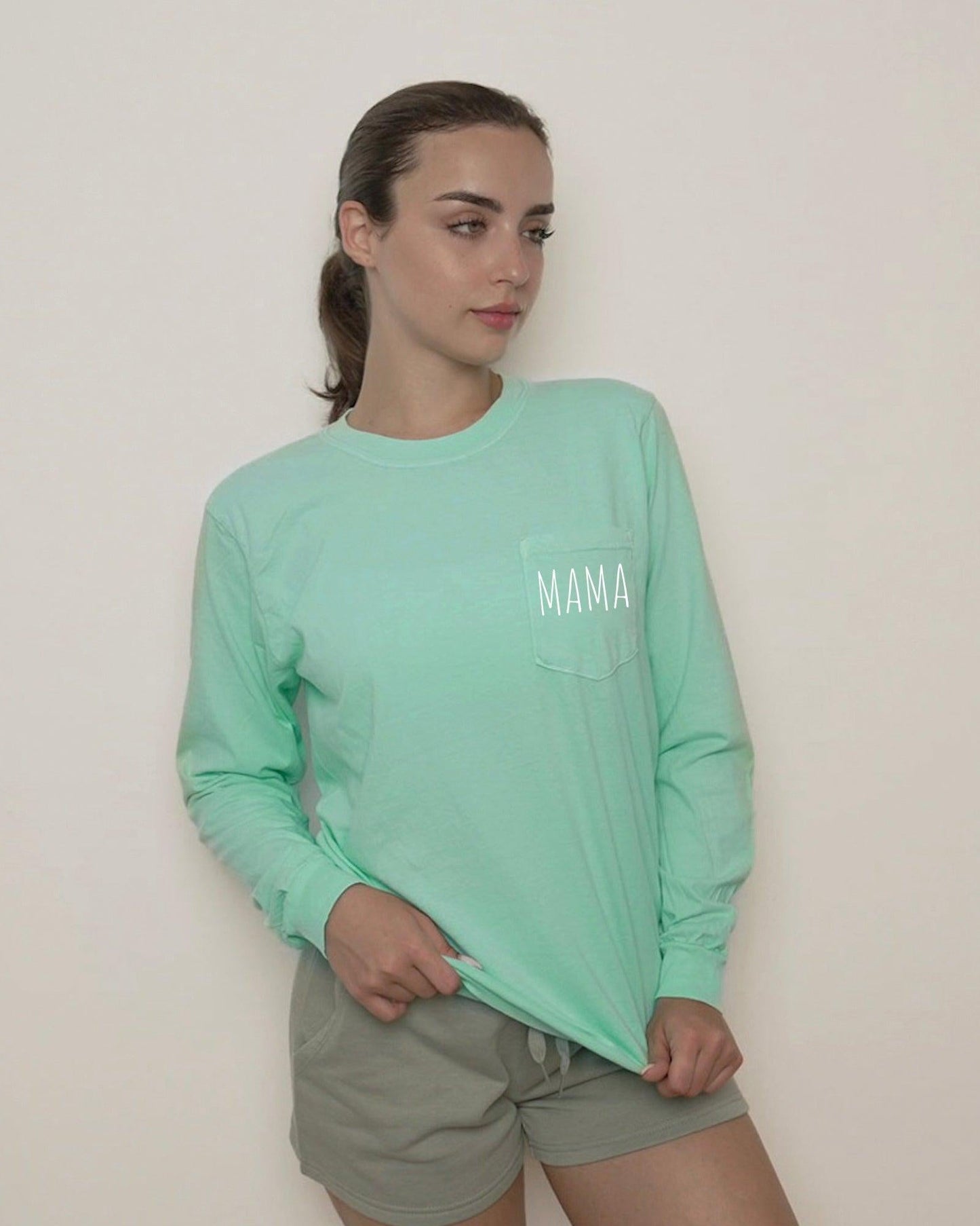 Comfort Colors Cute Mama Pocket Long Sleeve Shirt