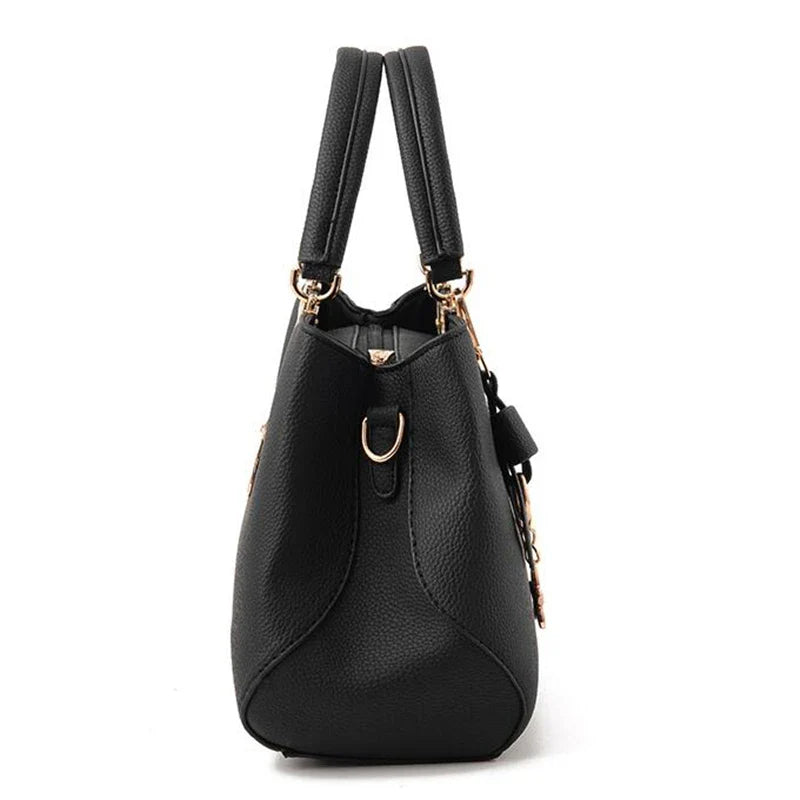 Flower Pendant Crossbody Handbag