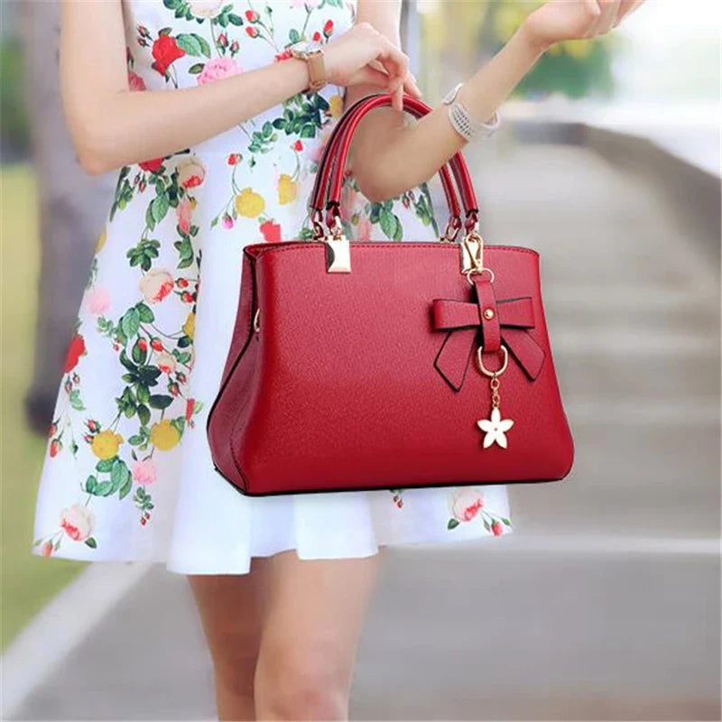Flower Pendant Crossbody Handbag