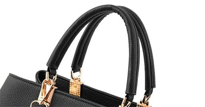 Flower Pendant Crossbody Handbag