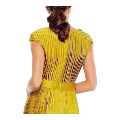MAC DUGGAL Pleated Cap Sleeve Belted A-Line Dress
#26483 in Chartreuse
