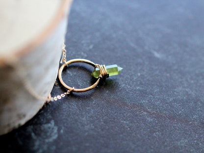 Crest Necklace - Peridot