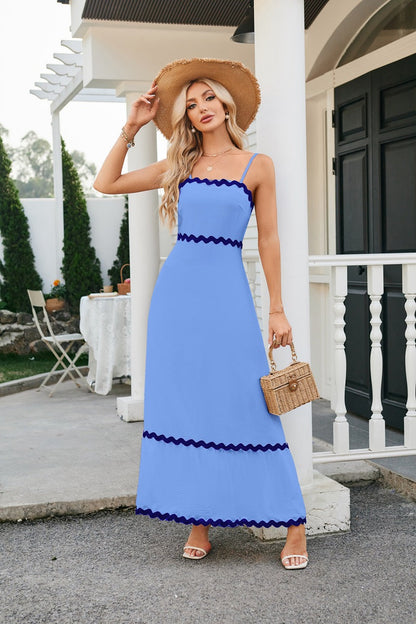 Women's long sleeveless dress with suspenders and pleated lace