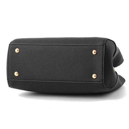 Flower Pendant Crossbody Handbag