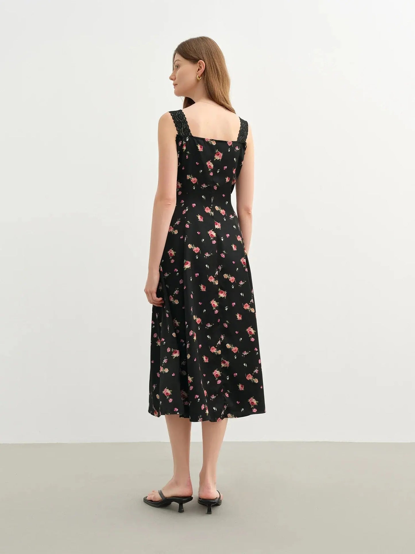 Elegant Plus-Size Strapless Lace Dress