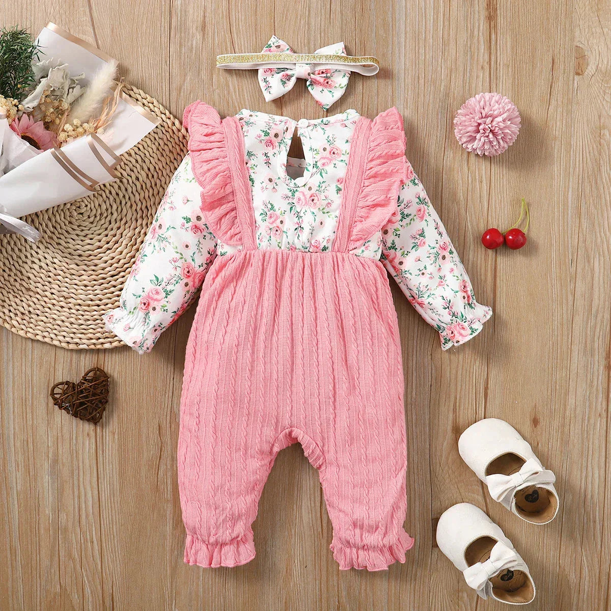 LUXBABY Girls 0-18 Months Floral Long Sleeve Outfit