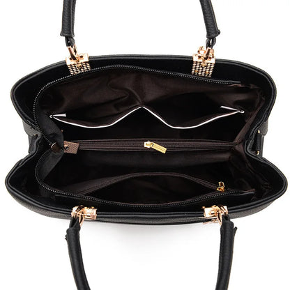 Flower Pendant Crossbody Handbag
