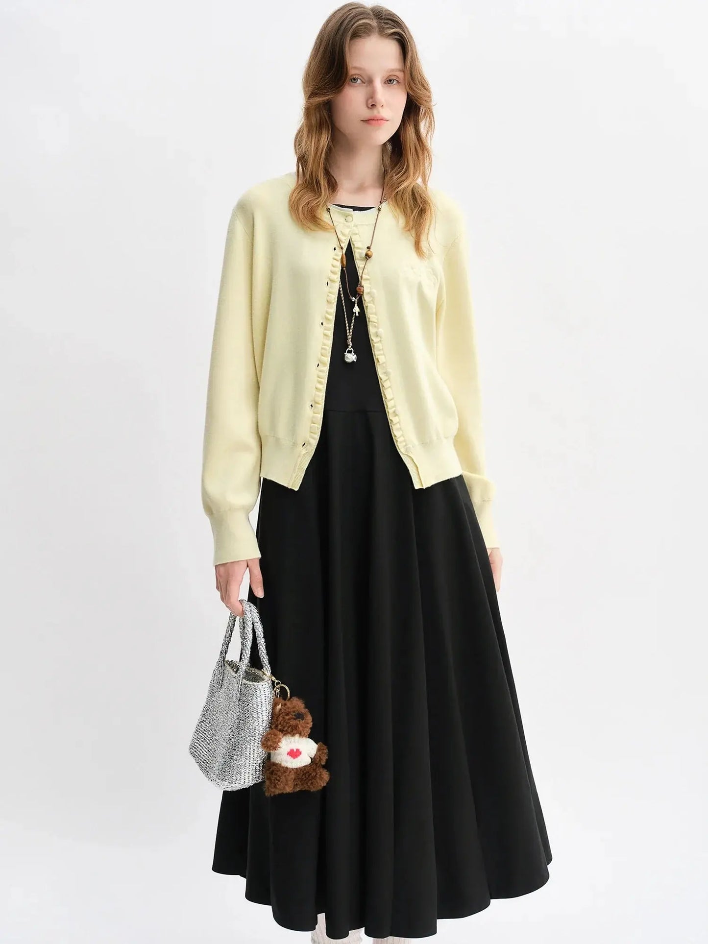 Vintage-Inspired Floral Ruffle Knit Top