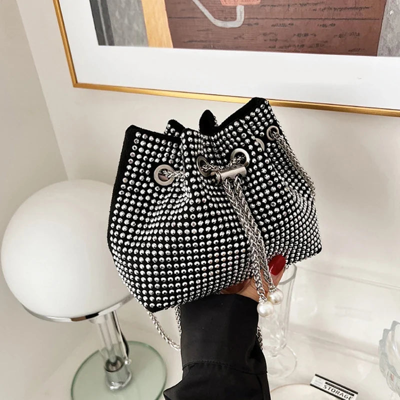 Luxury Women's Horseshoe Bucket Bag | New High Quality PU Leather One Shoulder Handbag (Exquisite Rivet & Chain Design)
