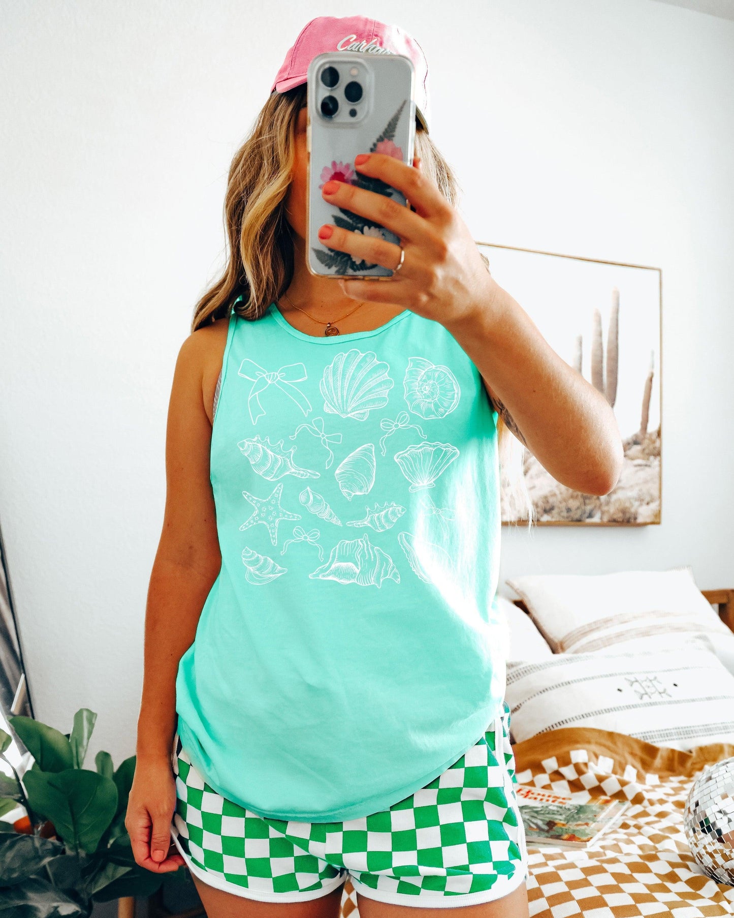 Seashell Lake Beach Comfort Colors Tank Top – Mountain Hiking Camping Vacation Nature Graphic