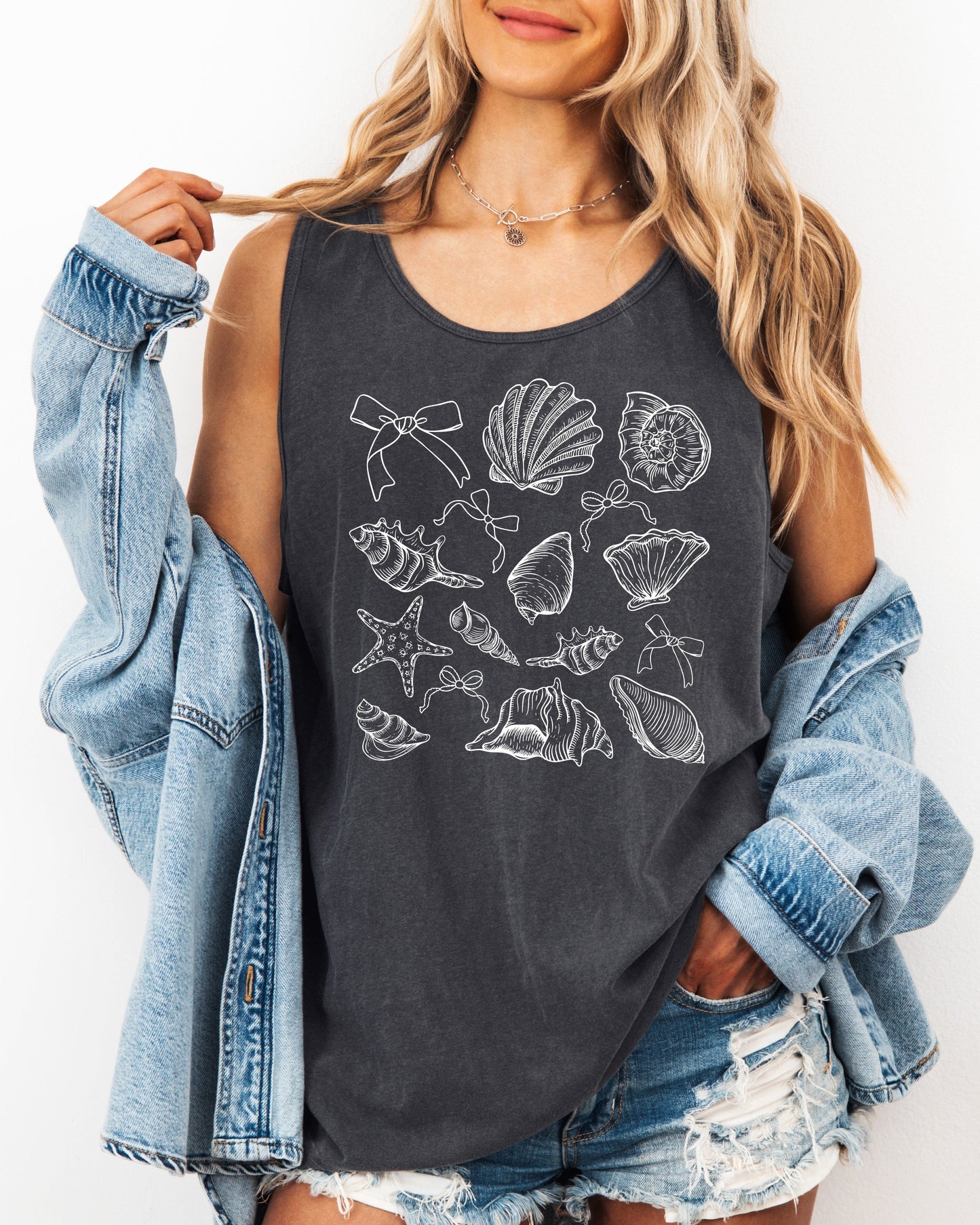 Seashell Lake Beach Comfort Colors Tank Top – Mountain Hiking Camping Vacation Nature Graphic