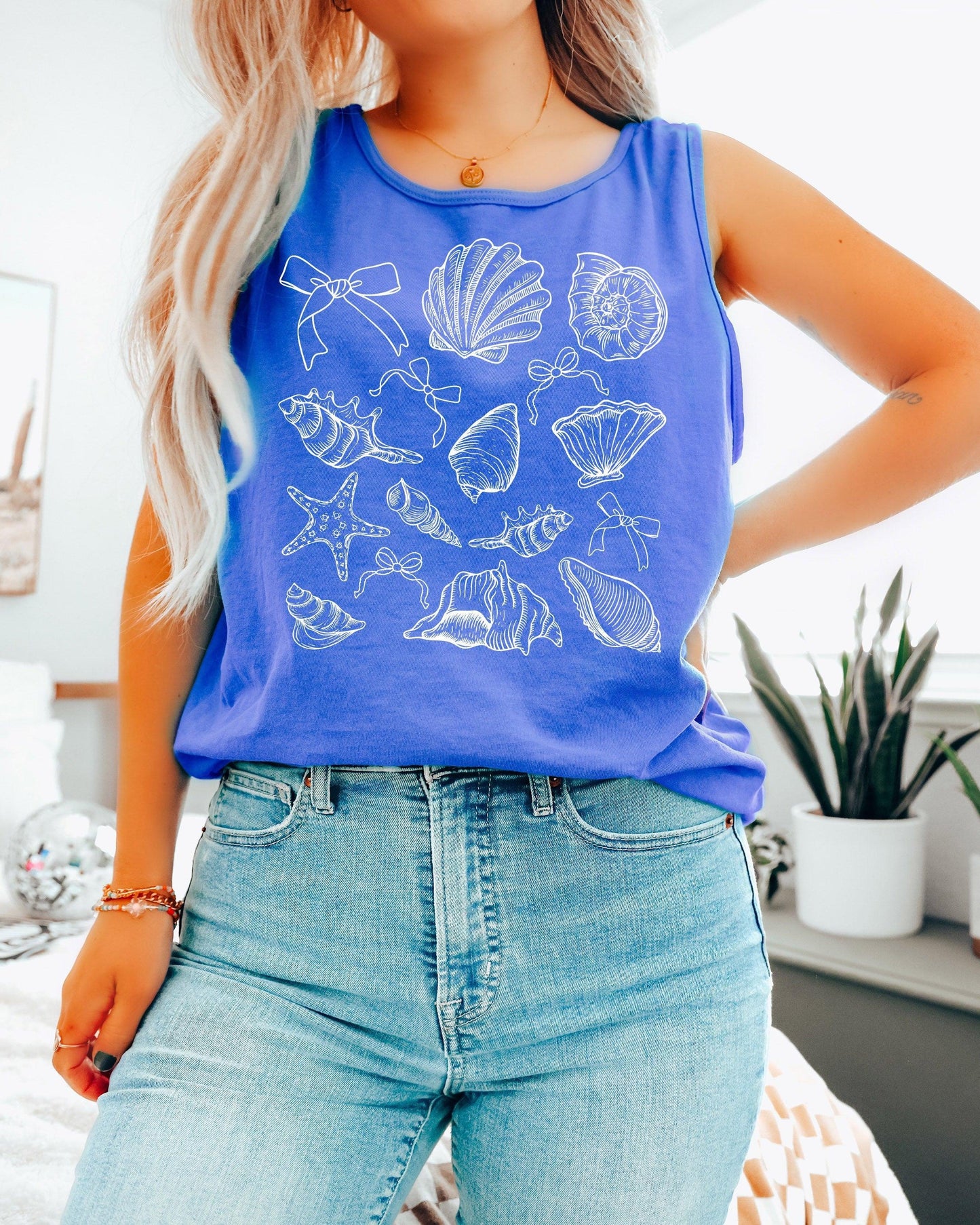 Seashell Lake Beach Comfort Colors Tank Top – Mountain Hiking Camping Vacation Nature Graphic