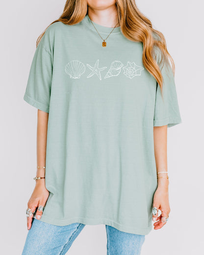 Seashell & Starfish Beach Comfort Colors T-Shirt – Summer Vacation Nature Camping & Hiking Graphic Tee