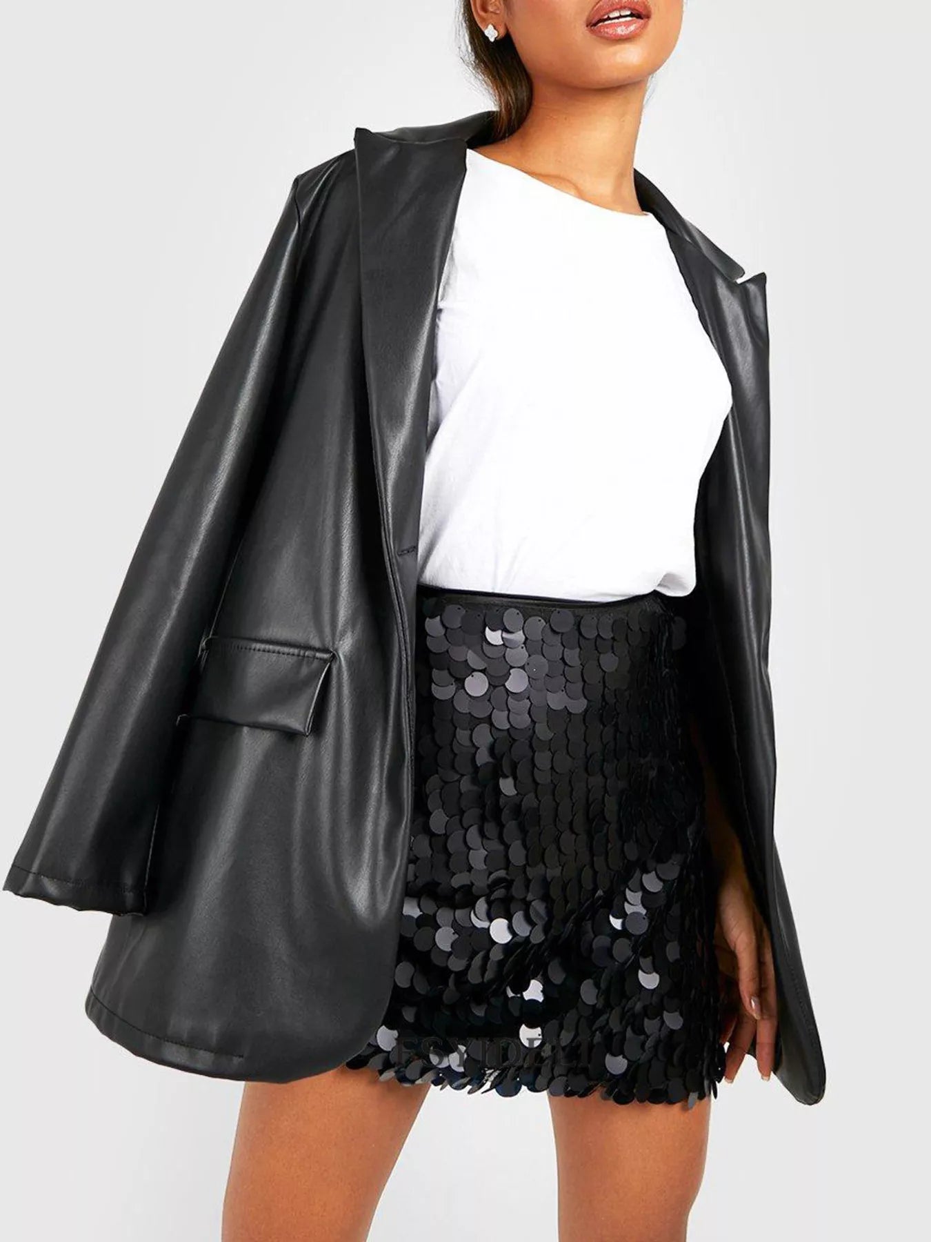 Sequin Mini Skirt See size chart under “more details”