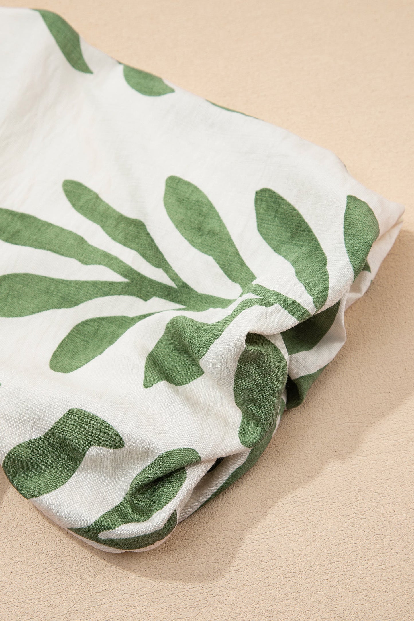 Leaf Short Balloon Sleeve Buttoned Shirt
